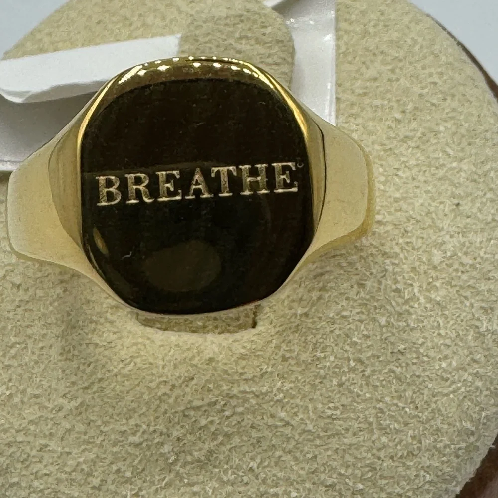 14k “Breathe” Signet Ring - Picture 3 of 6
